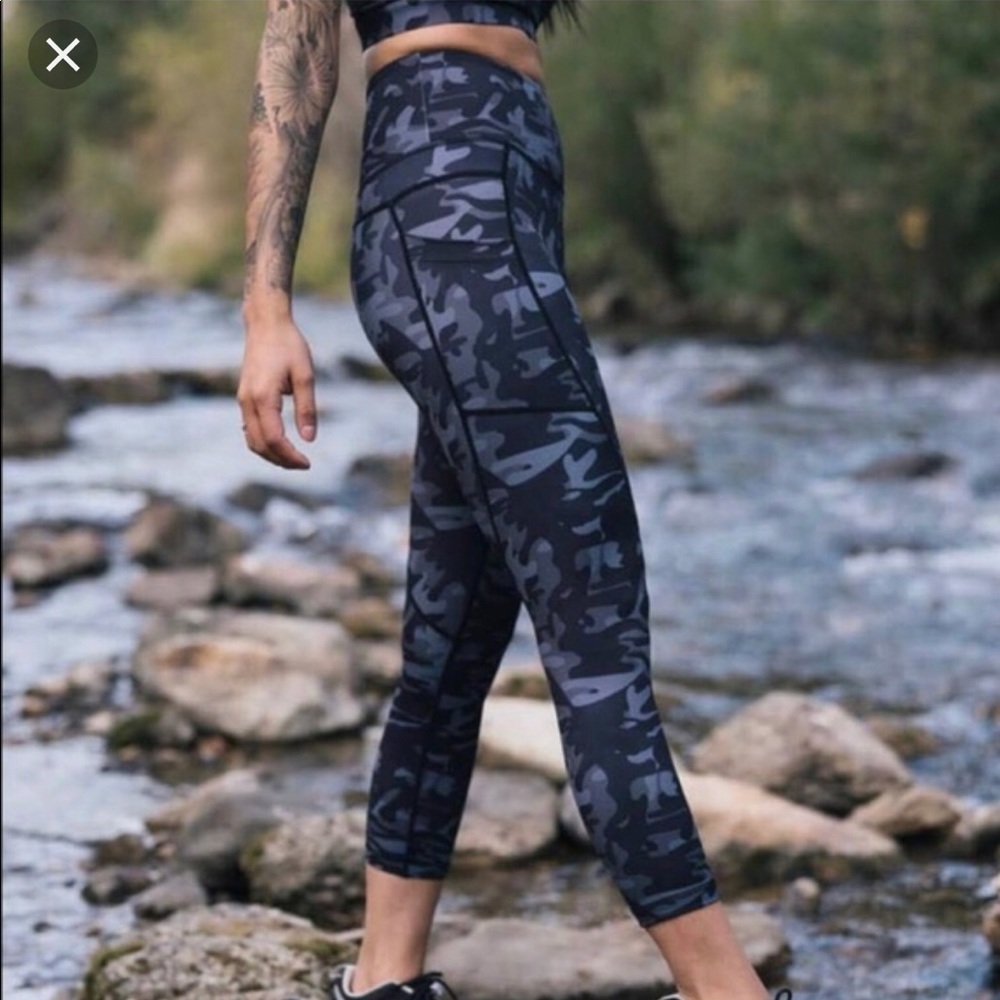 Zyia light and tight